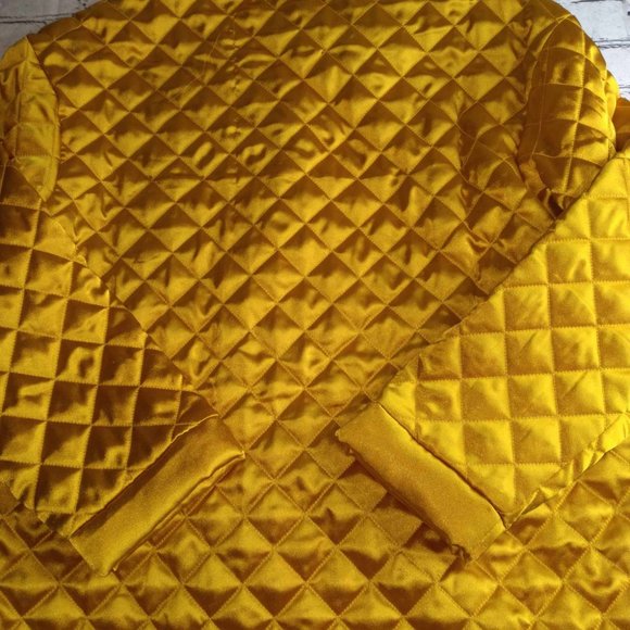 WHO WHAT WHERE Women's Golden Yellow Long Sleeve Quilted Satin Jacket - Picture 5 of 7